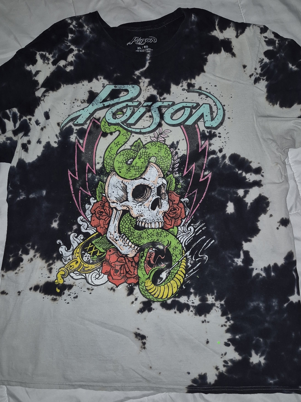 Tie-Dye Graphic Skull & Snake T-Shirt in Black/White